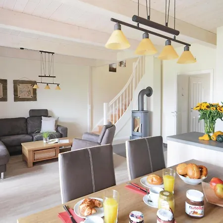 Holiday home Pet Friendly In With Kitchen